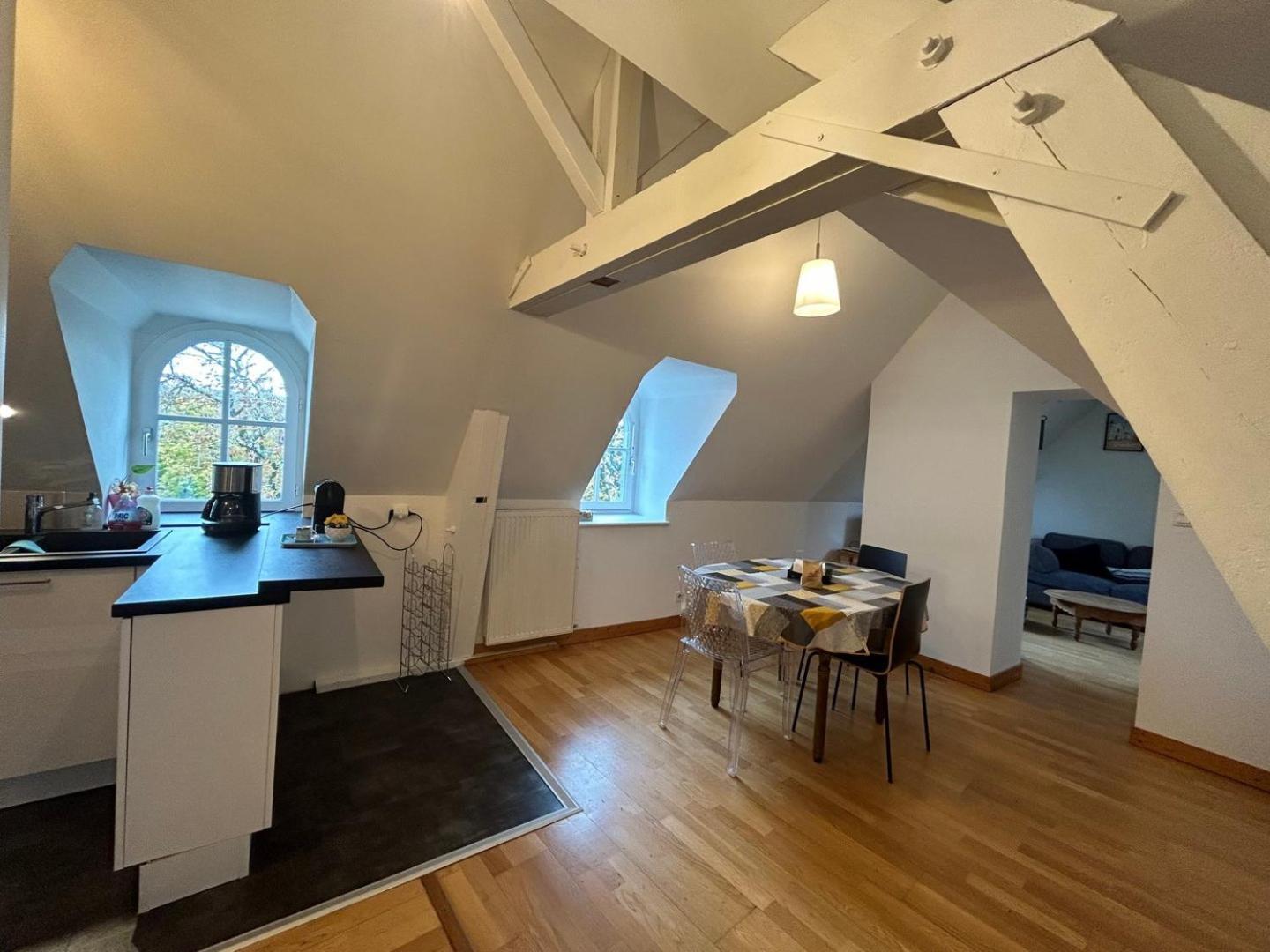 Le Square : Climatise En Centre Appartement *