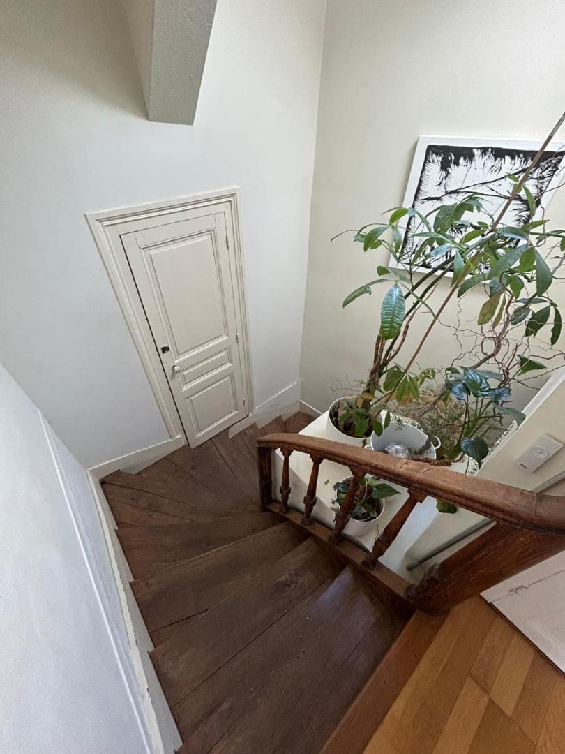 Appartement Le Square : Climatise En Centre *